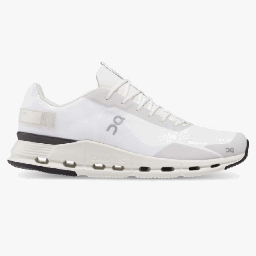 実行中の Cloudnova フォーム メン ホワイト エクリプス