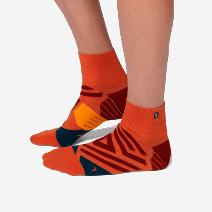 ファッション オン ランニング ミッド ソックス ラストネイビー