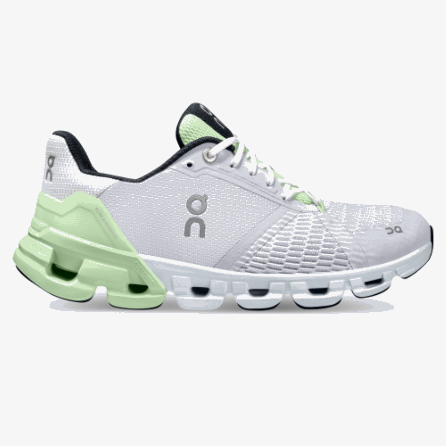 Cloudflyer Lavender-meadow を実行中のファッション