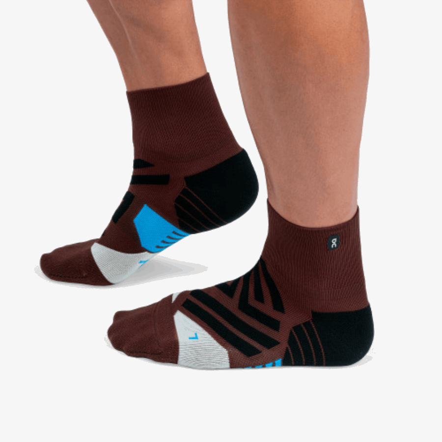 オン ランニング ミッド ソックス マルベリー ブラック