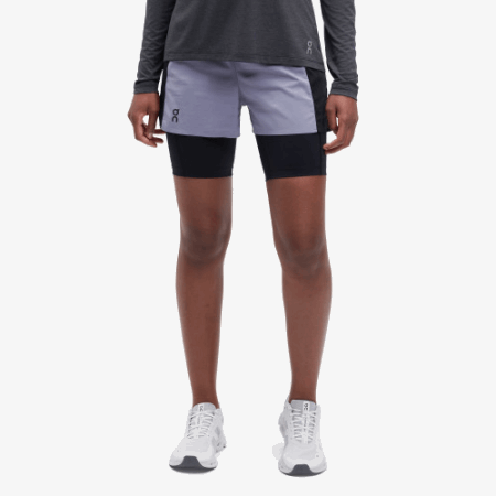 ランニンググラニットブラックのアクティブショーツ