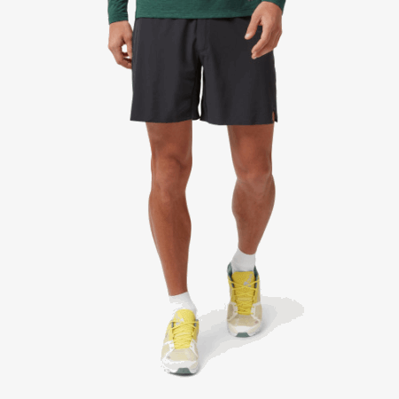 軽量ショーツ ブラック オン ランニング